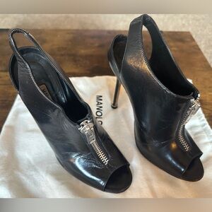 Manolo Blanhik Vella w/ Zipper